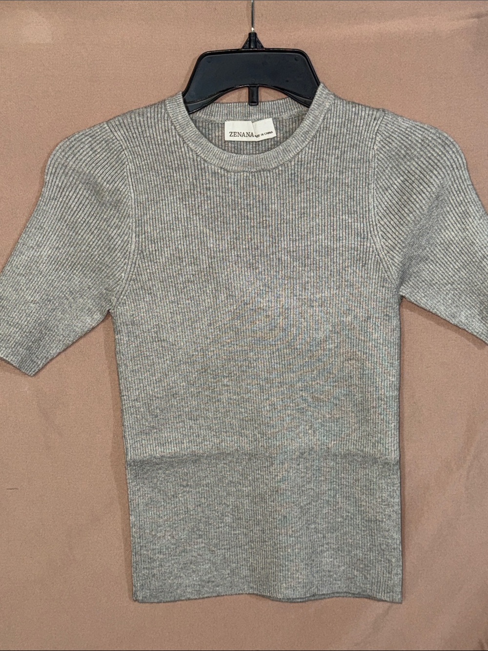 NWT Zenana Outfitters Light Gray Ribbed Short-Sleeve Sweater Top SMALL